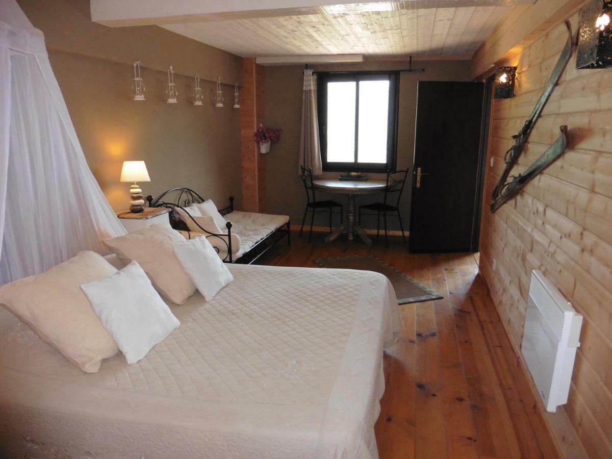 Chalet De Barraou Bed and Breakfast Binos Exterior foto